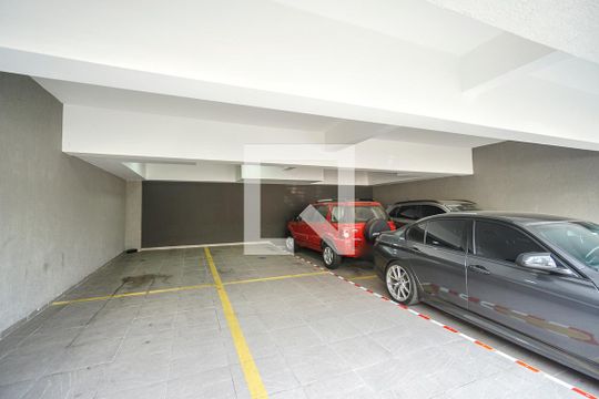 Garagem de apartamento à venda com 2 quartos, 40m² em Vila Santa Isabel, São Paulo