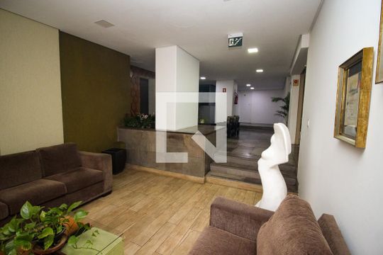 Hall de entrada de apartamento para alugar com 1 quarto, 40m² em Centro Histórico, Porto Alegre