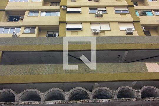 Fachada do Prédio de apartamento para alugar com 1 quarto, 30m² em Centro Histórico, Porto Alegre