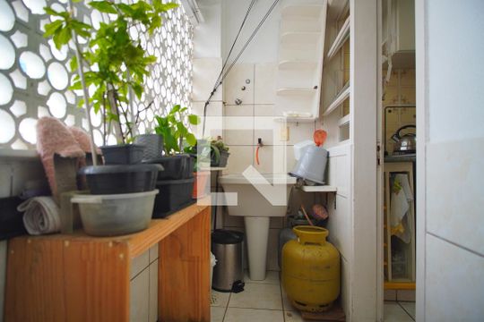 Área de Serviço de apartamento à venda com 3 quartos, 87m² em Navegantes, Porto Alegre
