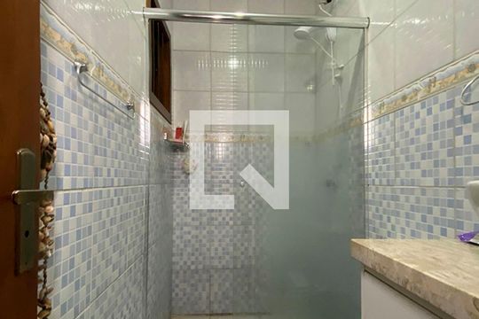 Banheiro de casa para alugar com 2 quartos, 87m² em Feitoria, São Leopoldo