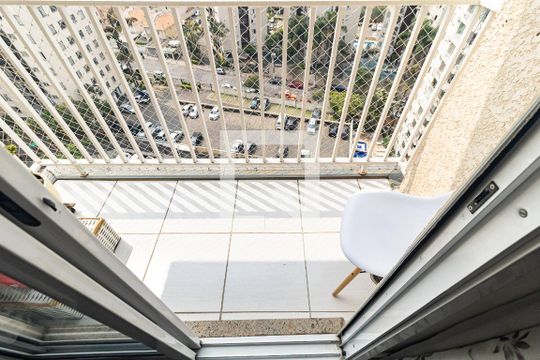 Varanda da Sala de apartamento à venda com 2 quartos, 46m² em Taboão, São Paulo