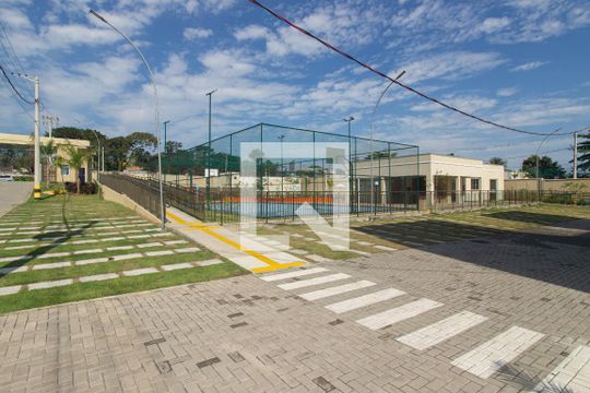 Área comum de apartamento para alugar com 2 quartos, 40m² em Inhoaíba, Rio de Janeiro