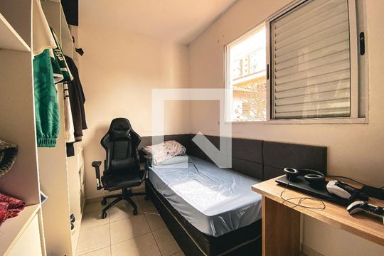 Quarto 1 de casa à venda com 3 quartos, 110m² em Jardim Odete, São Paulo