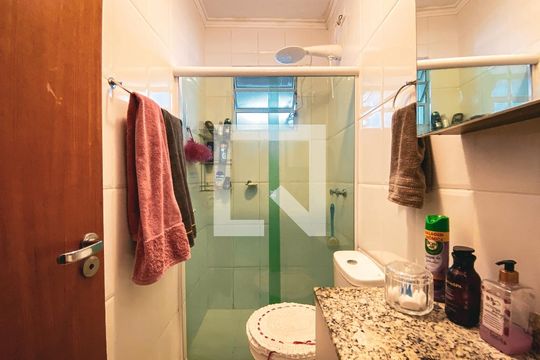 Quarto 3 de casa à venda com 3 quartos, 110m² em Jardim Odete, São Paulo