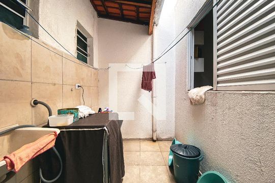 Área de Serviço de casa à venda com 3 quartos, 110m² em Jardim Odete, São Paulo