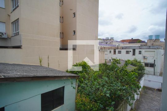 Sala - Vista de apartamento à venda com 1 quarto, 40m² em Petrópolis, Porto Alegre