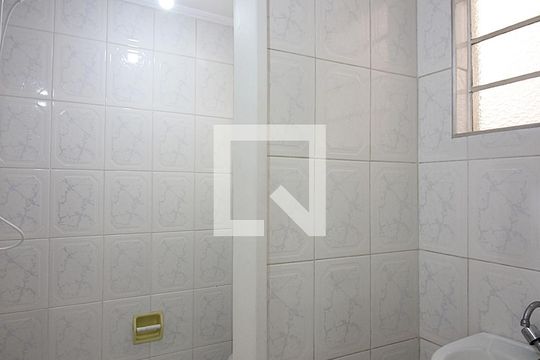 Banheiro Social de apartamento à venda com 2 quartos, 43m² em Rudge Ramos, São Bernardo do Campo