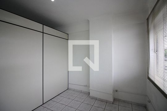 Quarto 1 de apartamento à venda com 2 quartos, 43m² em Rudge Ramos, São Bernardo do Campo