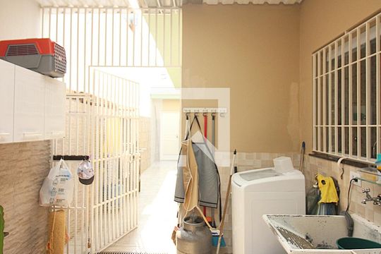 Área de Serviço de casa à venda com 3 quartos, 0m² em Vila Antonieta, São Bernardo do Campo