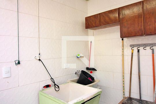 Área de Serviço de casa à venda com 3 quartos, 0m² em Vila Antonieta, São Bernardo do Campo