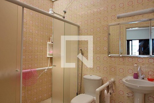 Quarto 3 - Suíte Banheiro de casa à venda com 3 quartos, 0m² em Vila Antonieta, São Bernardo do Campo