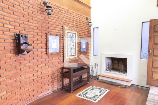Casa à venda com 3 quartos, 246m² em Vila Galvão, Guarulhos