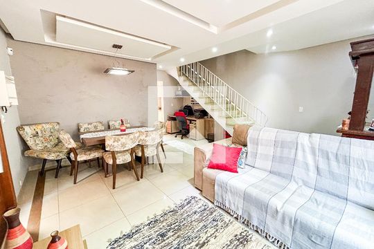 Sala de casa à venda com 2 quartos, 150m² em Vila Califórnia(zona Sul), São Paulo