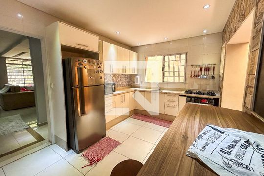 Cozinha de casa à venda com 2 quartos, 150m² em Vila Califórnia(zona Sul), São Paulo