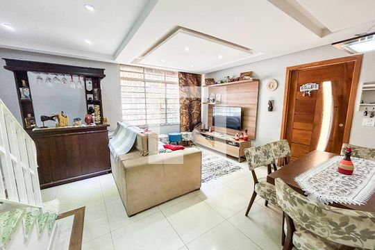 Sala de casa à venda com 2 quartos, 150m² em Vila Califórnia(zona Sul), São Paulo