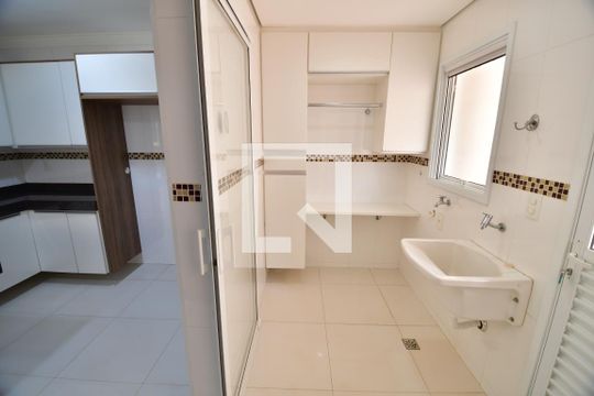 Área de Serviço de casa de condomínio à venda com 4 quartos, 253m² em Vila Hollândia, Campinas