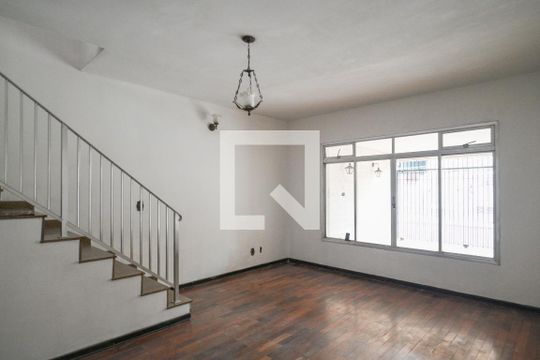 Casa para alugar com 4 quartos, 105m² em Vila Vera, São Paulo