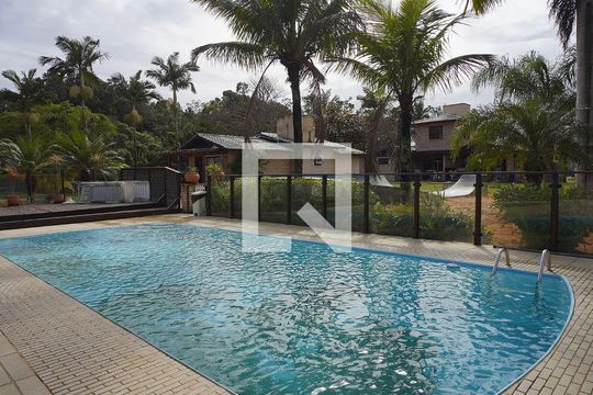 Área comum - Piscina de casa de condomínio para alugar com 2 quartos, 80m² em Barra da Lagoa, Florianópolis