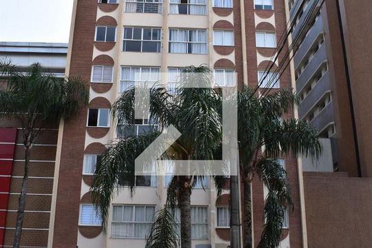 Fachada de apartamento para alugar com 1 quarto, 32m² em Bigorrilho, Curitiba