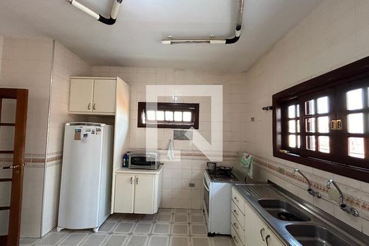 Cozinha de casa à venda com 3 quartos, 250m² em Vila Romana, São Paulo