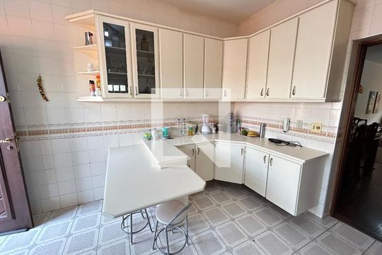 Cozinha de casa à venda com 3 quartos, 250m² em Vila Romana, São Paulo