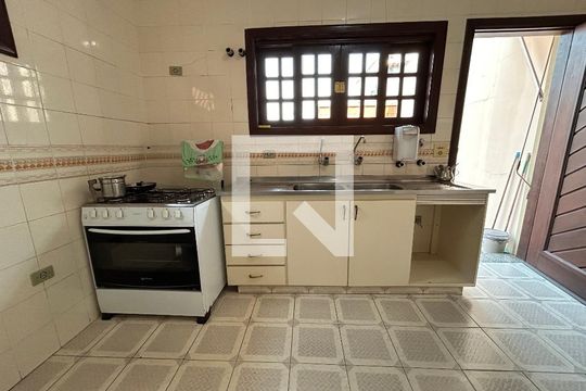 Cozinha de casa à venda com 3 quartos, 250m² em Vila Romana, São Paulo