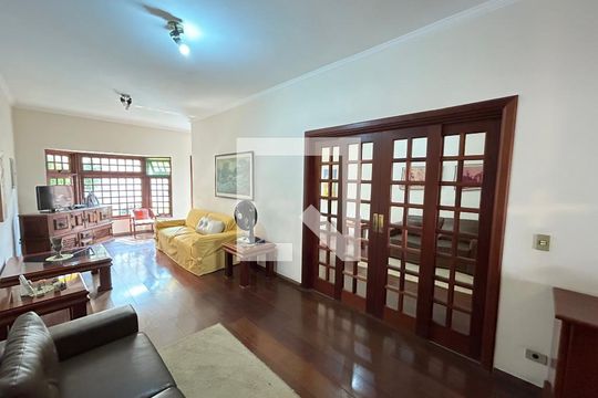 Sala de casa à venda com 3 quartos, 250m² em Vila Romana, São Paulo