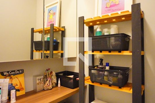 Banheiro de kitnet/studio para alugar com 1 quarto, 35m² em Centro, Florianópolis