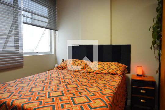 Quarto de kitnet/studio para alugar com 1 quarto, 35m² em Centro, Florianópolis