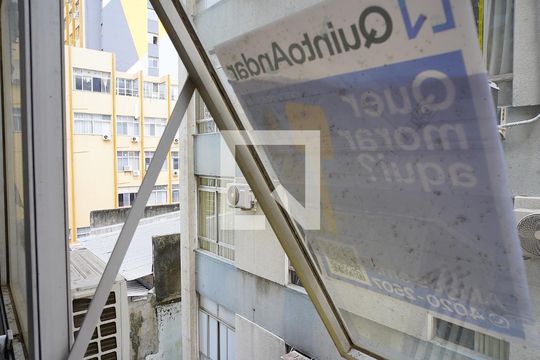 Plaquinha de kitnet/studio para alugar com 1 quarto, 35m² em Centro, Florianópolis