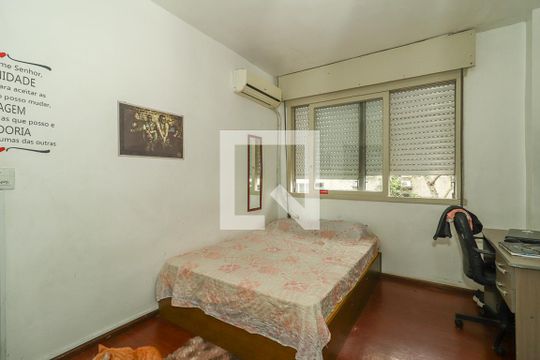 Quarto de apartamento à venda com 2 quartos, 70m² em Passo da Areia, Porto Alegre