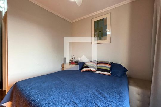 Suite de apartamento à venda com 3 quartos, 100m² em Vila Alexandria, São Paulo