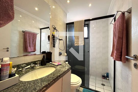 Banheiro da Suíte de apartamento à venda com 3 quartos, 100m² em Vila Alexandria, São Paulo