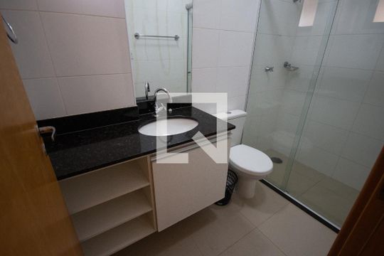 Banheiro de apartamento para alugar com 1 quarto, 34m² em Nova Aliança, Ribeirão Preto