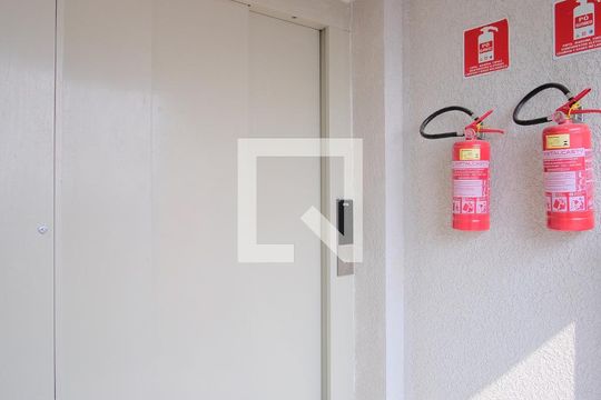 Área externa  de apartamento para alugar com 2 quartos, 40m² em Vila Carrão, São Paulo