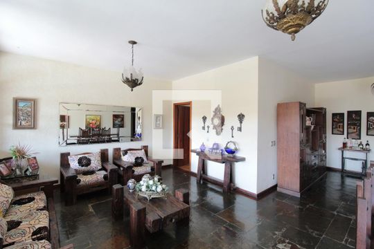 Sala de casa à venda com 5 quartos, 1000m² em Santa Amelia, Belo Horizonte