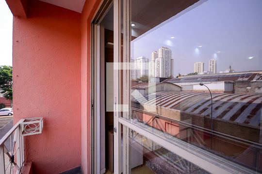Sala - Varanda de apartamento para alugar com 3 quartos, 70m² em Vila Firmiano Pinto, São Paulo
