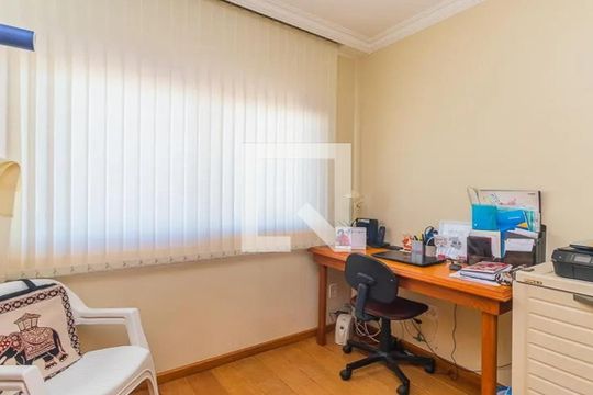 Quarto 1 de casa à venda com 3 quartos, 341m² em Cristo Rei, São Leopoldo