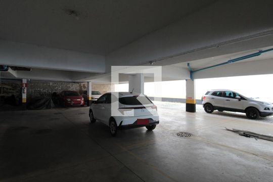 Garagem de apartamento à venda com 3 quartos, 80m² em Serrano, Belo Horizonte