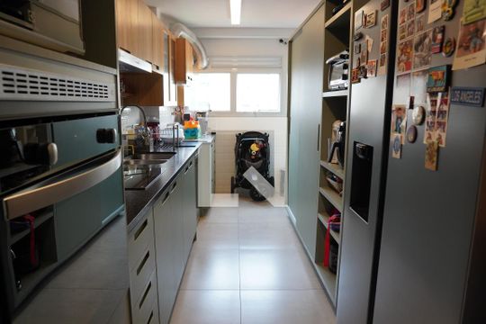 Cozinha de apartamento à venda com 3 quartos, 127m² em Jardim Paulista, São Paulo