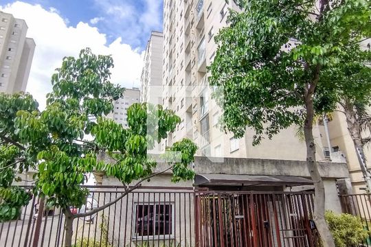 Fachada de apartamento à venda com 2 quartos, 57m² em Vila Constança, São Paulo