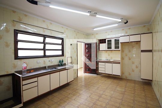 Cozinha de casa para alugar com 3 quartos, 150m² em Jardim Brasilandia, São Bernardo do Campo