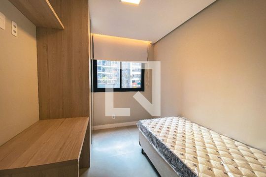 Quarto de apartamento para alugar com 2 quartos, 44m² em Butantã, São Paulo