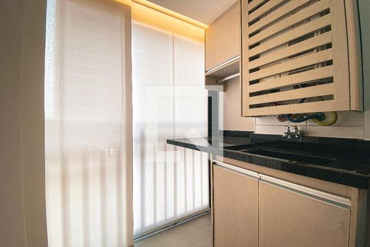 Cozinha de apartamento para alugar com 2 quartos, 44m² em Butantã, São Paulo