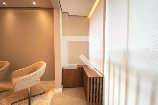 Sala de apartamento para alugar com 2 quartos, 44m² em Butantã, São Paulo