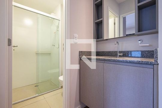 Suíte - Banheiro de apartamento para alugar com 1 quarto, 30m² em Pinheiros, São Paulo