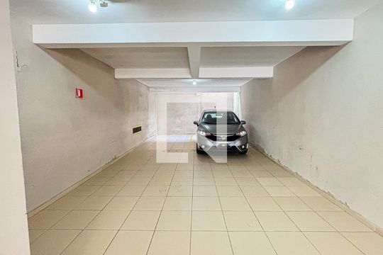 Garagem de apartamento à venda com 2 quartos, 80m² em Parque Capuava, Santo André