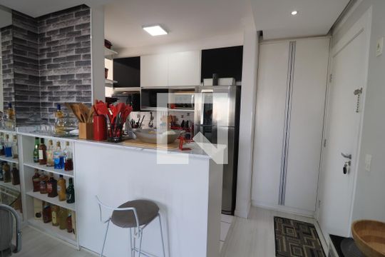 Cozinha de apartamento à venda com 2 quartos, 82m² em Guaiauna, São Paulo