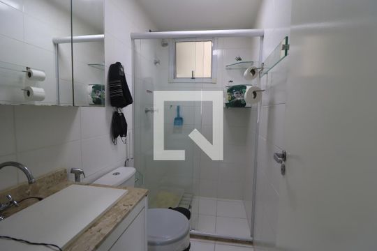 Banheiro Social de apartamento à venda com 2 quartos, 82m² em Guaiauna, São Paulo